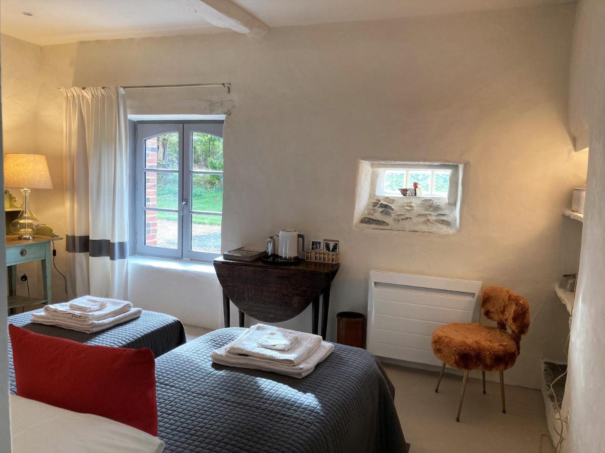 La Veillonnais Bed & Breakfast Angrie Exterior foto