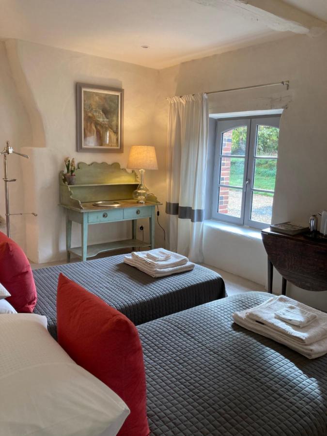 La Veillonnais Bed & Breakfast Angrie Exterior foto
